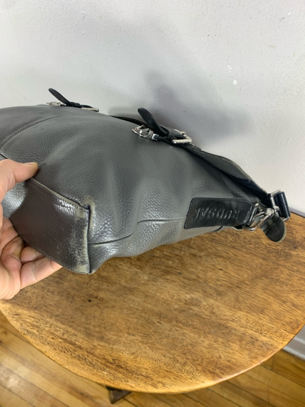 Rudsak made in Canada large unisex computer leather bag - Picture 9 of 14